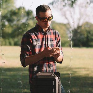 Meet your Posher, Dustin